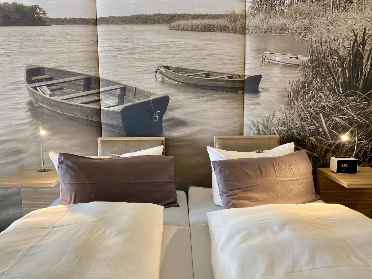 Hotel Am Untersee Bantikow Exterior foto